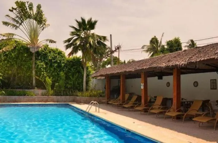 Marcosas Resort 3*